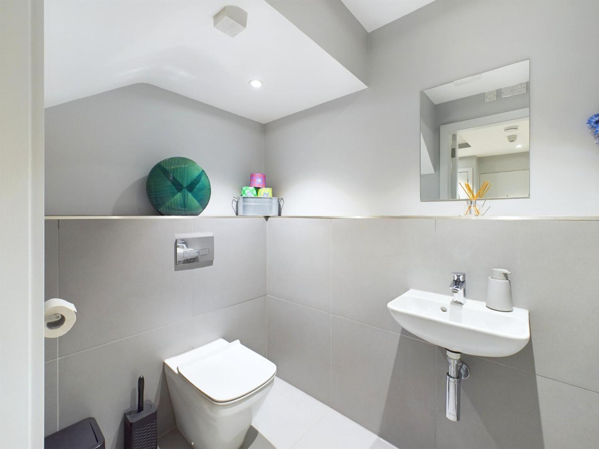 Wild Roses Serviced - District Apartment