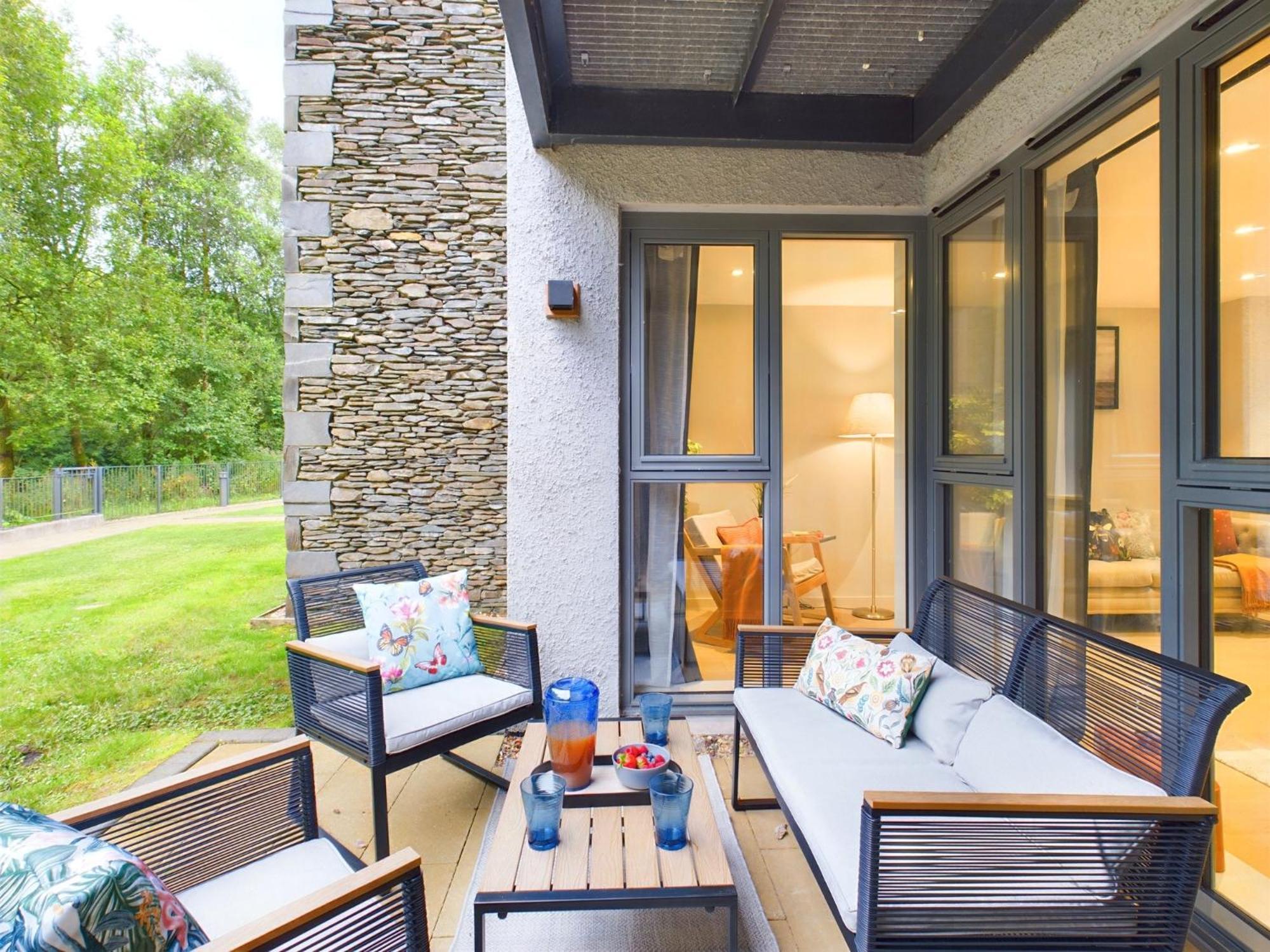 Wild Roses Serviced - District Apartment